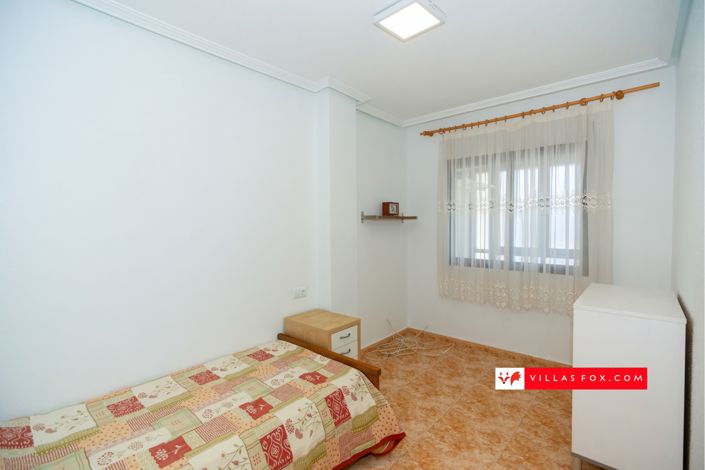 Image No.14-3 Bed Townhouse for sale