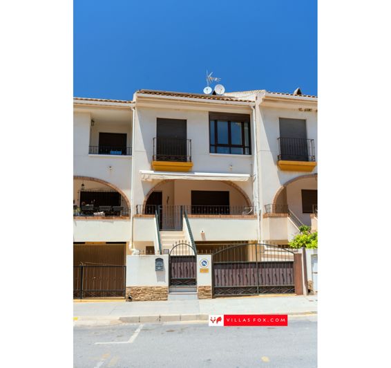 Image No.23-3 Bed Townhouse for sale