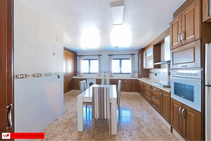 Image No.7-3 Bed Townhouse for sale