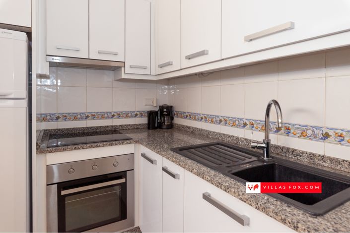 Image No.18-2 Bed Townhouse for sale