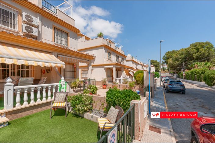 Image No.26-2 Bed Townhouse for sale