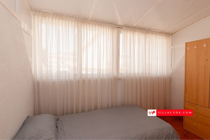 Image No.35-2 Bed Townhouse for sale