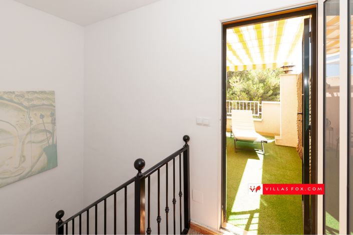 Image No.37-2 Bed Townhouse for sale