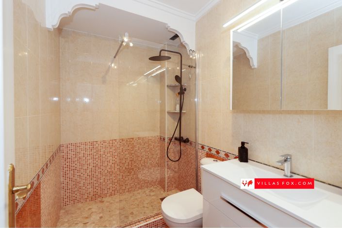 Image No.4-2 Bed Townhouse for sale