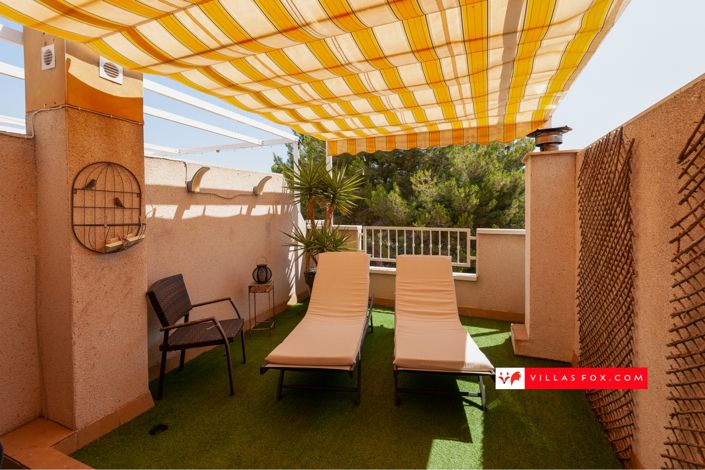 Image No.9-2 Bed Townhouse for sale