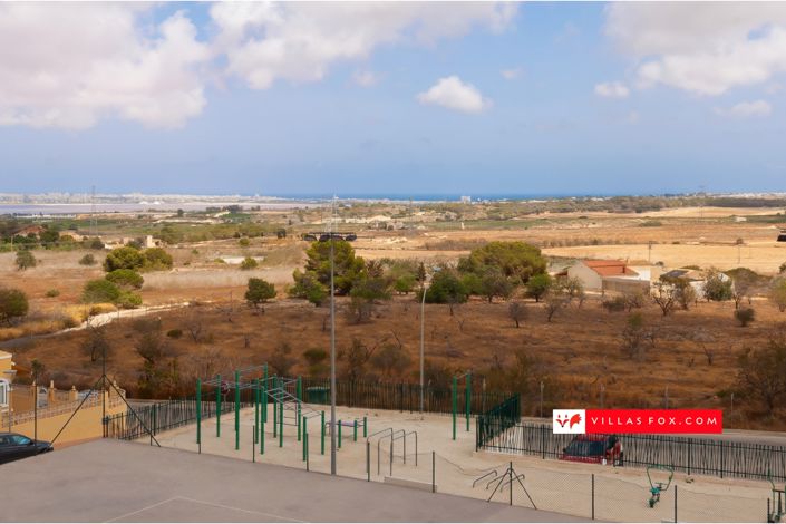 Image No.20-2 Bed Townhouse for sale