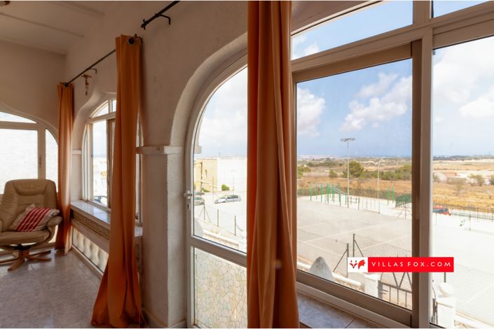 Image No.27-2 Bed Townhouse for sale