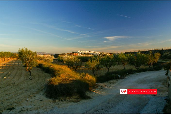 Image No.45-2 Bed Townhouse for sale