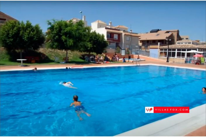 Image No.55-2 Bed Townhouse for sale