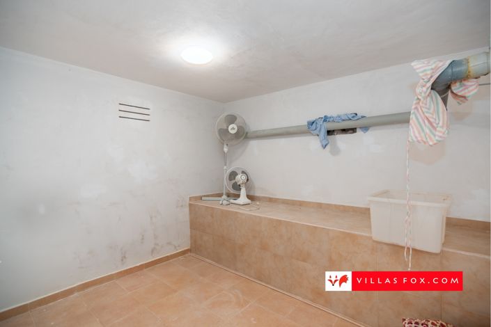 Image No.17-2 Bed Townhouse for sale