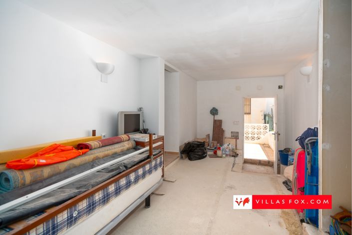 Image No.20-2 Bed Townhouse for sale