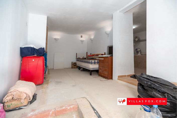 Image No.21-2 Bed Townhouse for sale