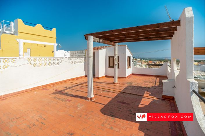 Image No.31-2 Bed Townhouse for sale