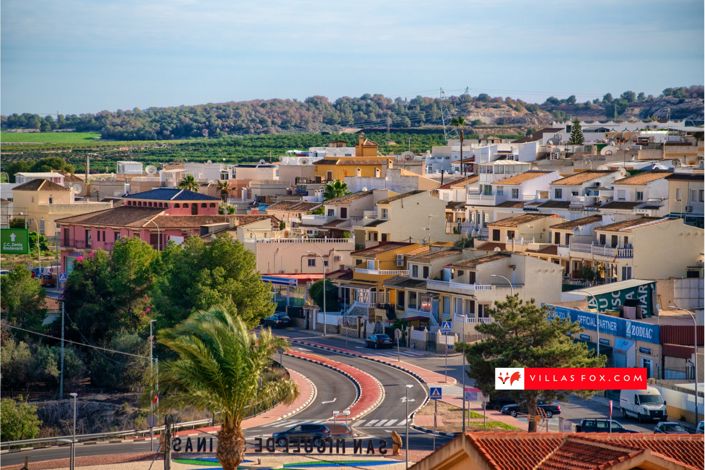 Image No.37-2 Bed Townhouse for sale