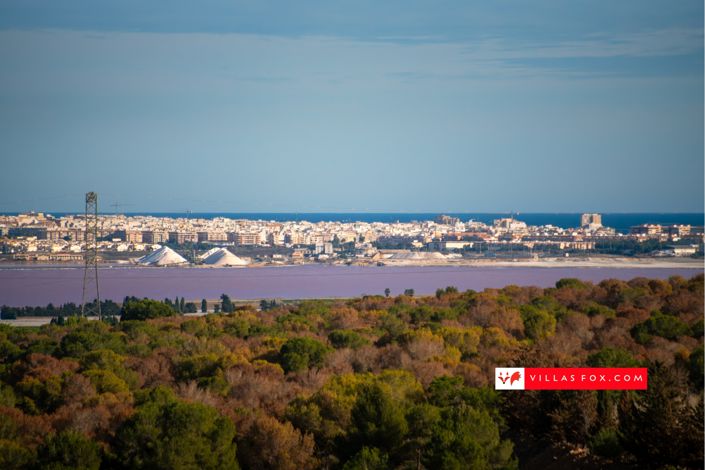 Image No.38-2 Bed Townhouse for sale