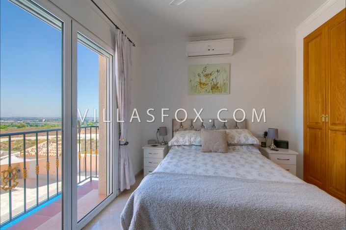 Image No.3-3 Bed Villa for sale