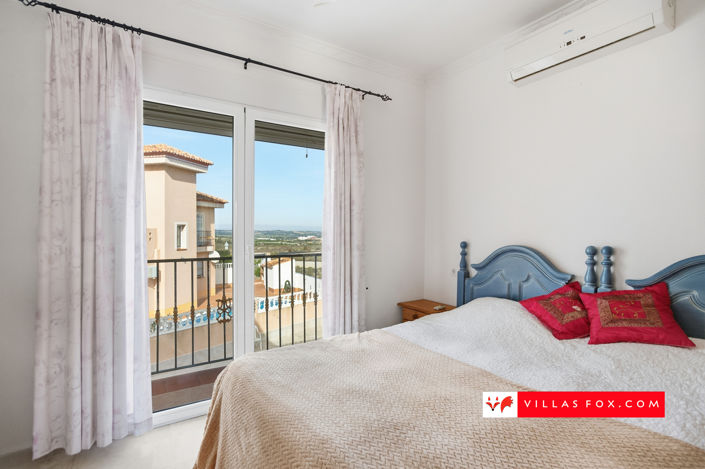 Image No.5-3 Bed Villa for sale