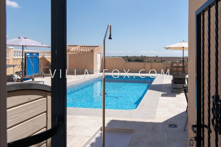 Image No.54-3 Bed Villa for sale