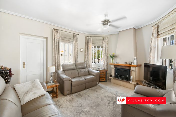 Image No.9-3 Bed Villa for sale