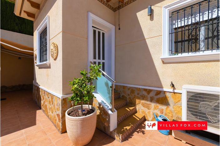 Image No.35-3 Bed Villa for sale