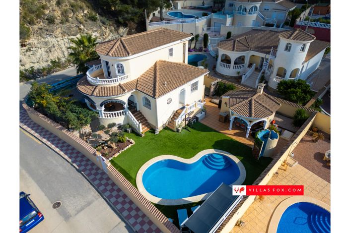 Image No.1-5 Bed Villa for sale