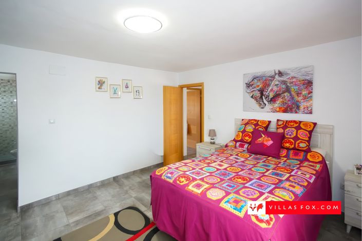 Image No.38-5 Bed Villa for sale