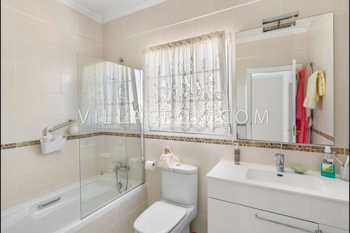 Image No.17-3 Bed Villa for sale