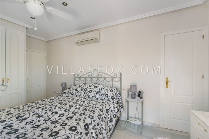 Image No.19-3 Bed Villa for sale