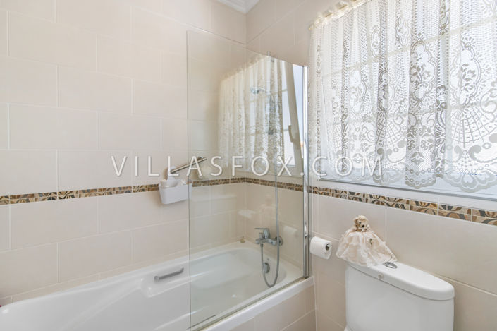 Image No.26-3 Bed Villa for sale