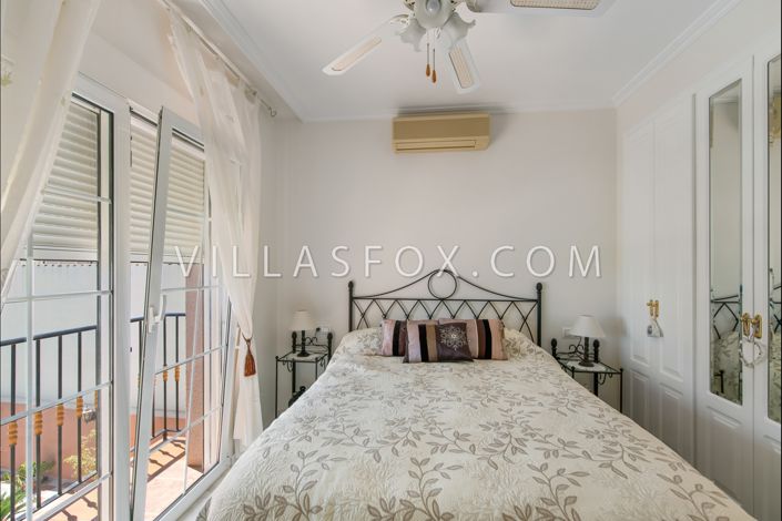 Image No.27-3 Bed Villa for sale