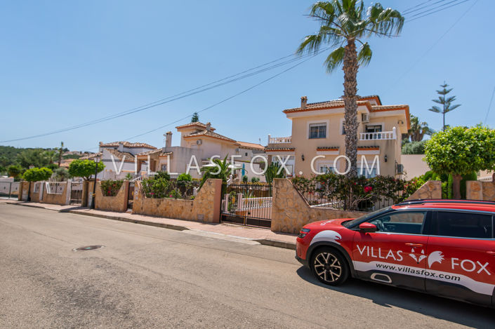 Image No.58-3 Bed Villa for sale