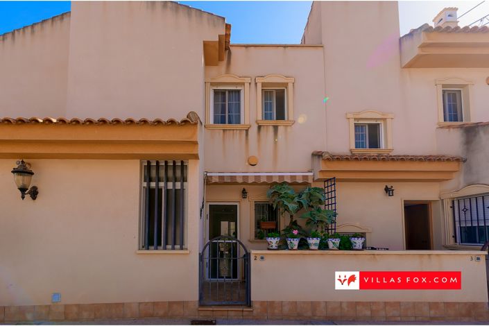 Image No.21-3 Bed Townhouse for sale