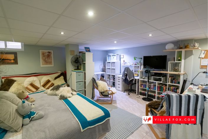 Image No.27-3 Bed Townhouse for sale