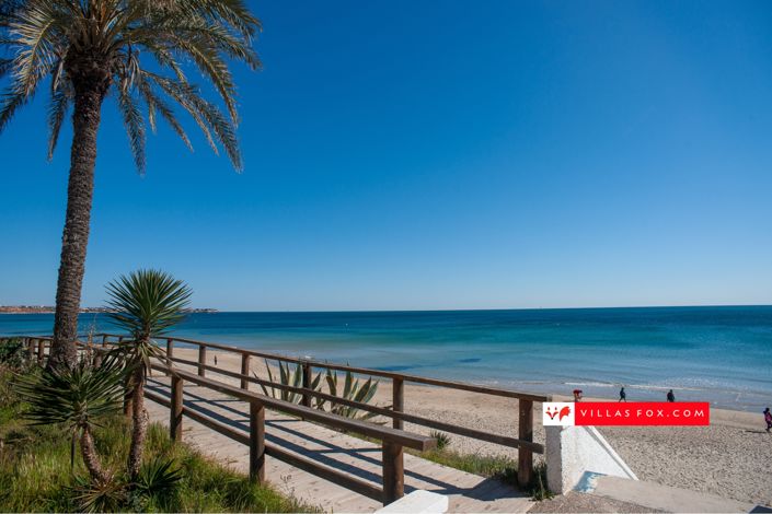 Image No.48-3 Bed Villa for sale