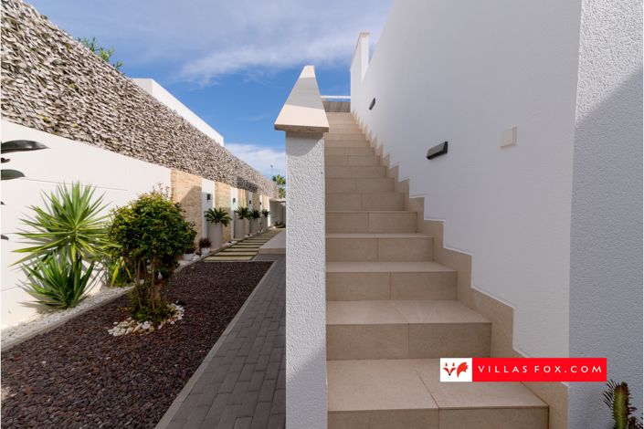 Image No.44-3 Bed Villa for sale