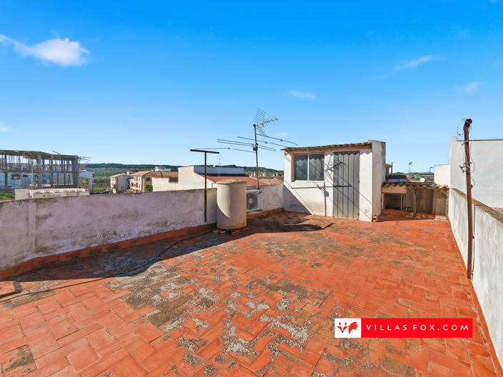 Image No.11-3 Bed Townhouse for sale