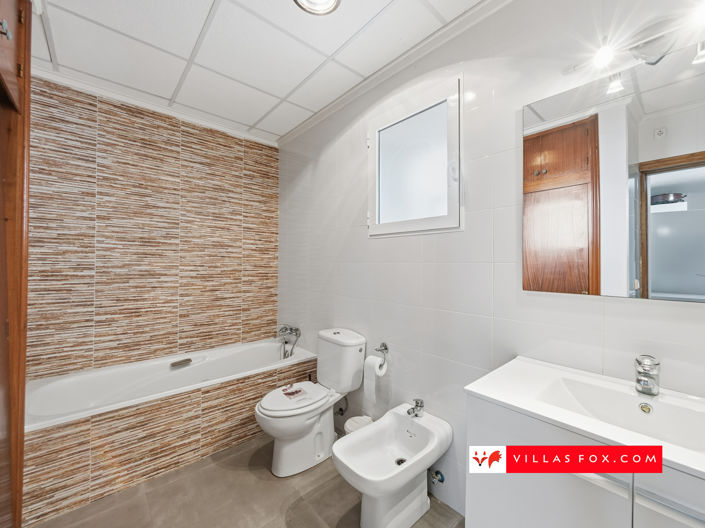 Image No.12-3 Bed Townhouse for sale