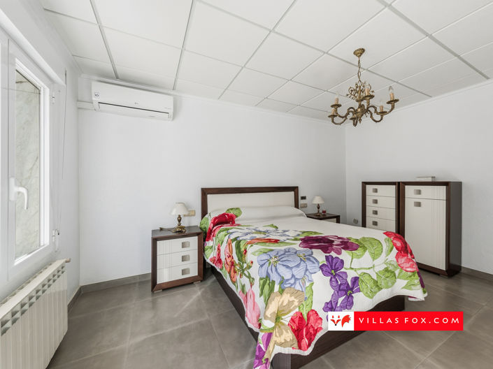 Image No.25-3 Bed Townhouse for sale