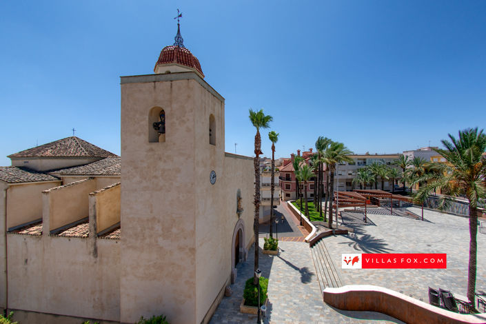 Image No.56-3 Bed Townhouse for sale