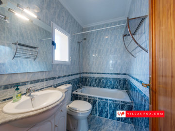 1564luxuryspanishvillaforsale-29