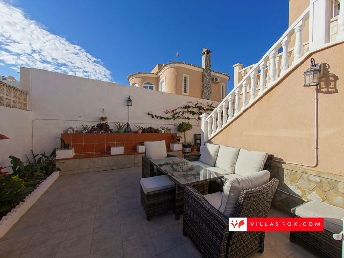 Image No.38-5 Bed Villa for sale