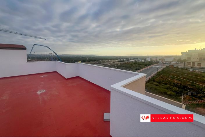 Image No.28-2 Bed Apartment for sale