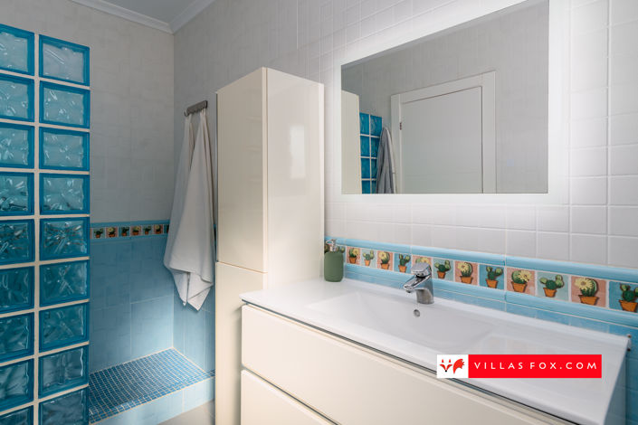 Image No.29-3 Bed Villa for sale