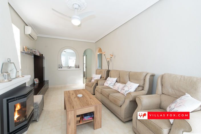 Image No.3-Villa de 3 chambres à vendre à San Miguel de Salinas