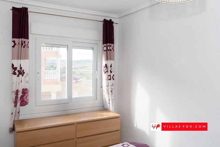 Image No.14-2 Bed Townhouse for sale