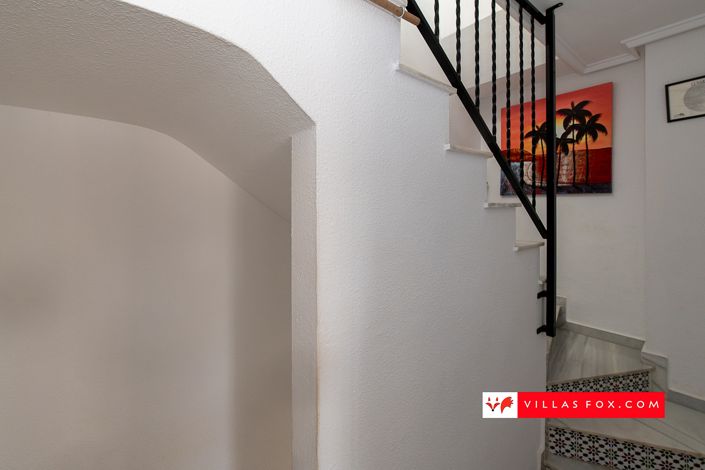 Image No.17-2 Bed Townhouse for sale