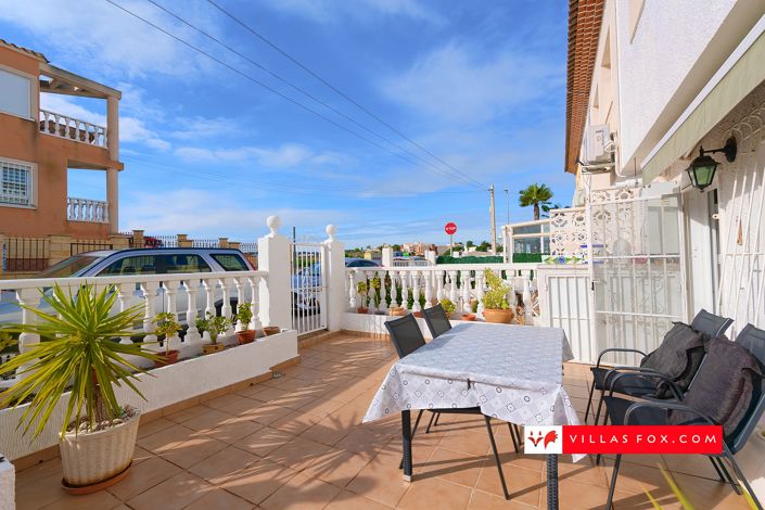 Image No.35-2 Bed Townhouse for sale