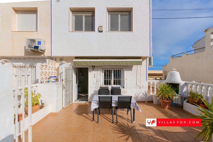 Image No.37-2 Bed Townhouse for sale