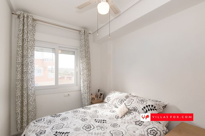 Image No.5-2 Bed Townhouse for sale