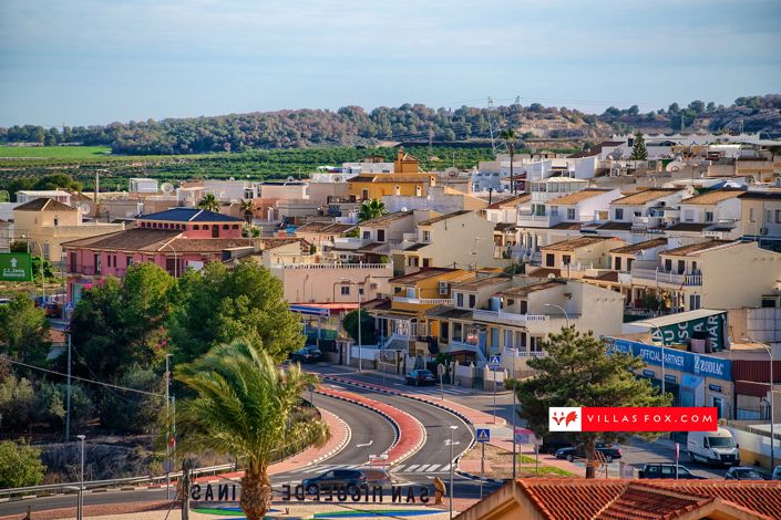 Image No.42-2 Bed Townhouse for sale